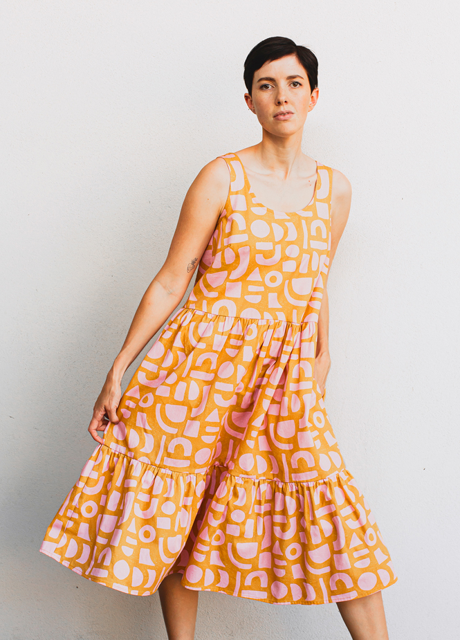 Details of a bright dress – Peppermint Sewing School – Free Pattern – Bardon Dress