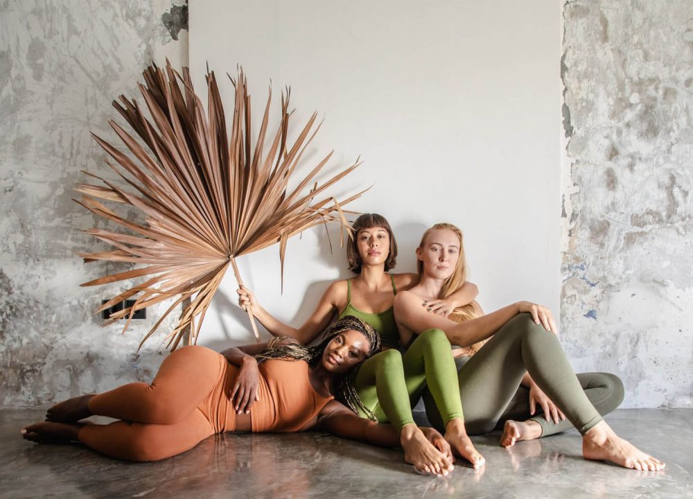 sustainable yoga clothes